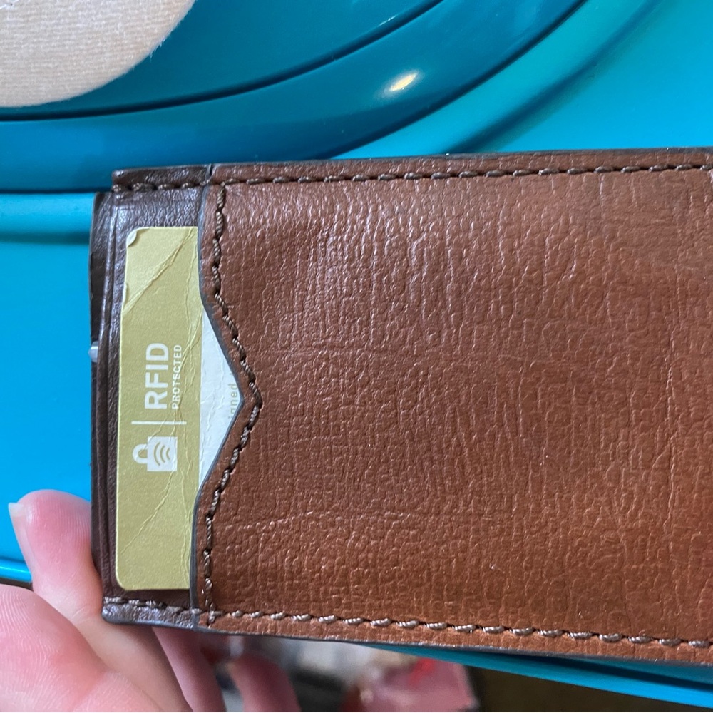 Fossil Brown Leather Key & Card Holder